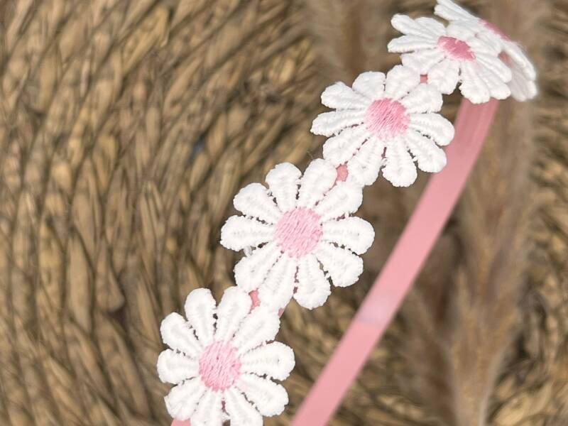 Diadeem flower - haarband - madeliefjes lichtroze -bloemen - bloemetjes