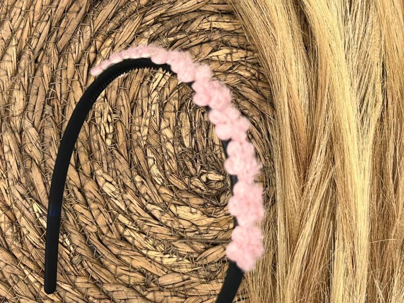 Diadeem wol flower - wollen (kleine) bloemen - zwarte kleur diadeem – roze bloemen