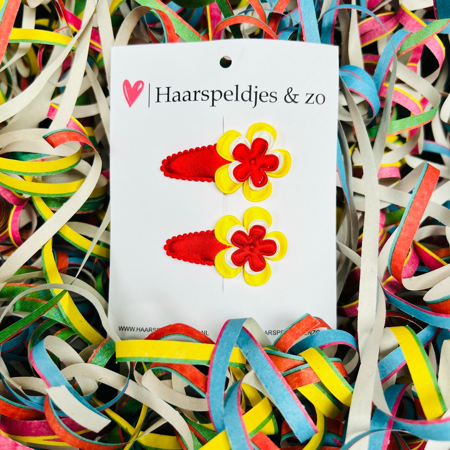 Oeteldonkse bloem op klikklakspeld - carnaval - middel speldje van 4 cm