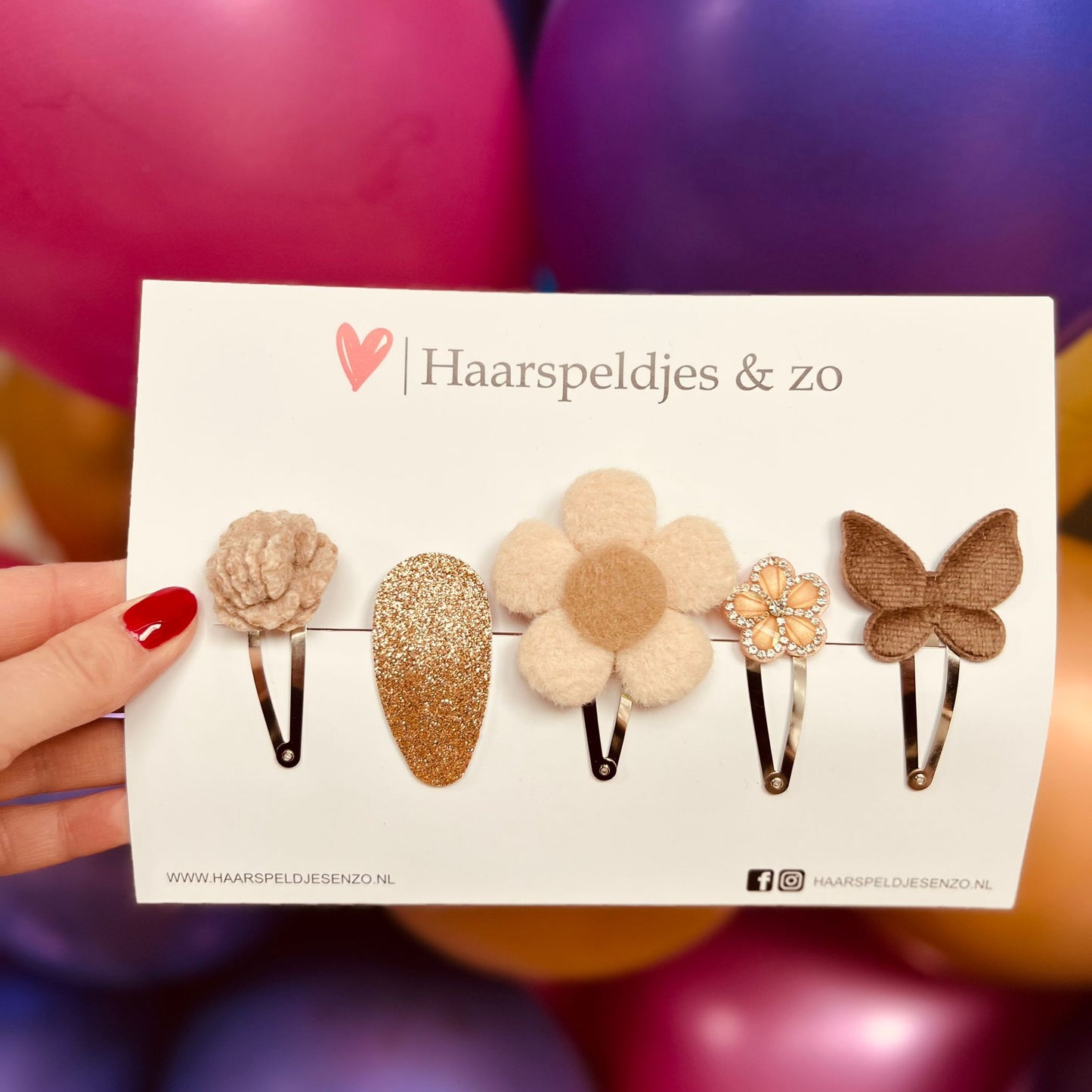 Try-out mix - application - mix of different pins - flowers - 5 cm pins - Christmas - holidays - glitter - shiny - beige/brown