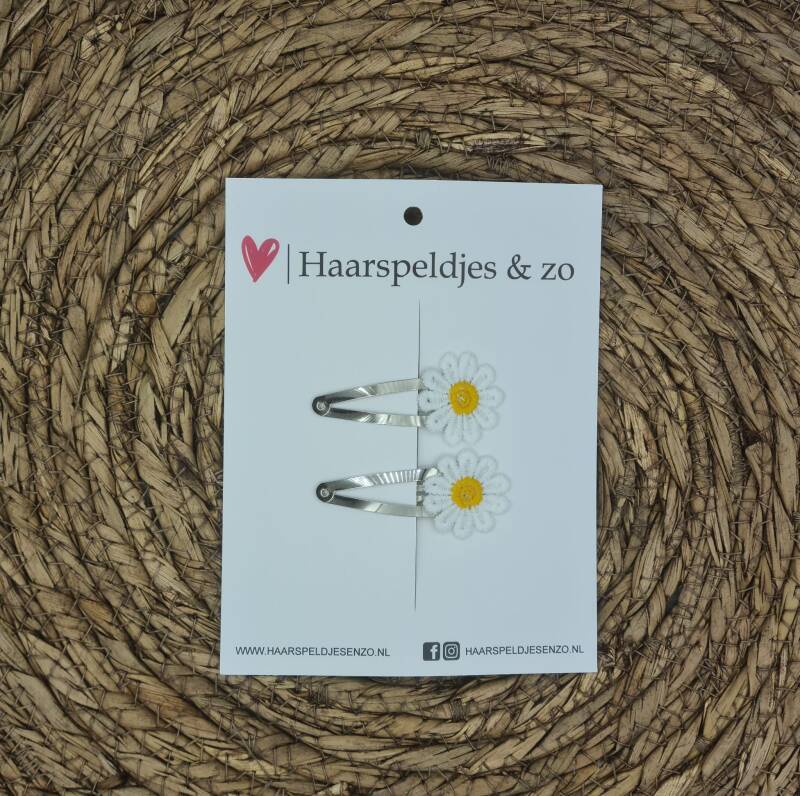 Haarspeldje Flower - daisy - madeliefjes - oranje/geel — 4 cm / goud