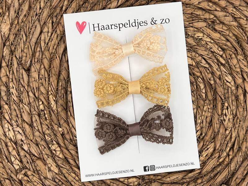 Haarstrik Flo setje 24 - set van drie strikken - kant - alligatorclip - beige/khaki/bruin