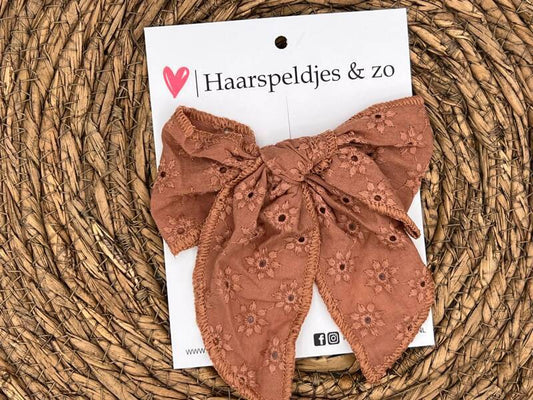 Haarstrik Flo setje 29 - grote strik - stof/kant - alligatorclip - bruin