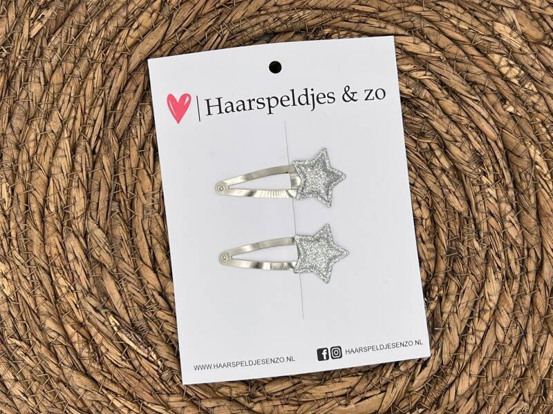Haarspeldje ‘Stars’ - ster - sterretje - applicatie - glitters - zilver - kerst – feestdagen — 3 cm speldjes
