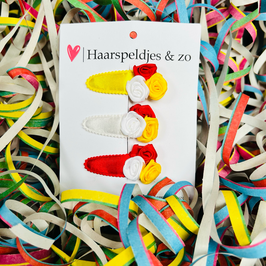 Oeteldonkse roosjes op klikklakspeld - carnaval