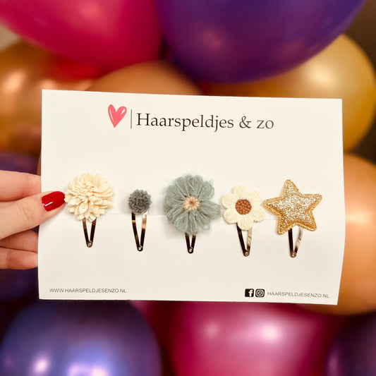 Mix d'essai - application - mélange de différentes épingles - petites fleurs - épingles de 4 cm - Noël - fêtes de fin d'année - paillettes - brillant - beige/vert