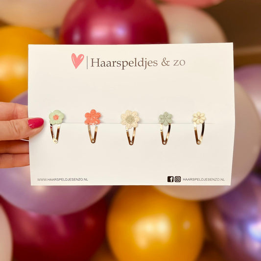 Mix d'essai - application - mélange de différentes épingles - petites fleurs - épingles de 3 cm - Noël - fêtes de fin d'année - scintillements - paillettes - beige/marron