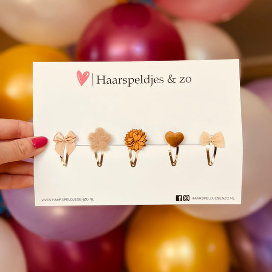 Mix d'essai - application - mélange de différentes épingles - petites fleurs - épingles de 3 cm - Noël - fêtes de fin d'année - scintillements - paillettes - beige/marron