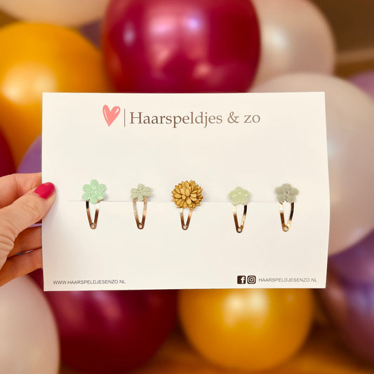 Mix d'essai - application - mélange de différentes épingles - petites fleurs - épingles de 3 cm - Noël - fêtes de fin d'année - scintillements - paillettes - beige/marron