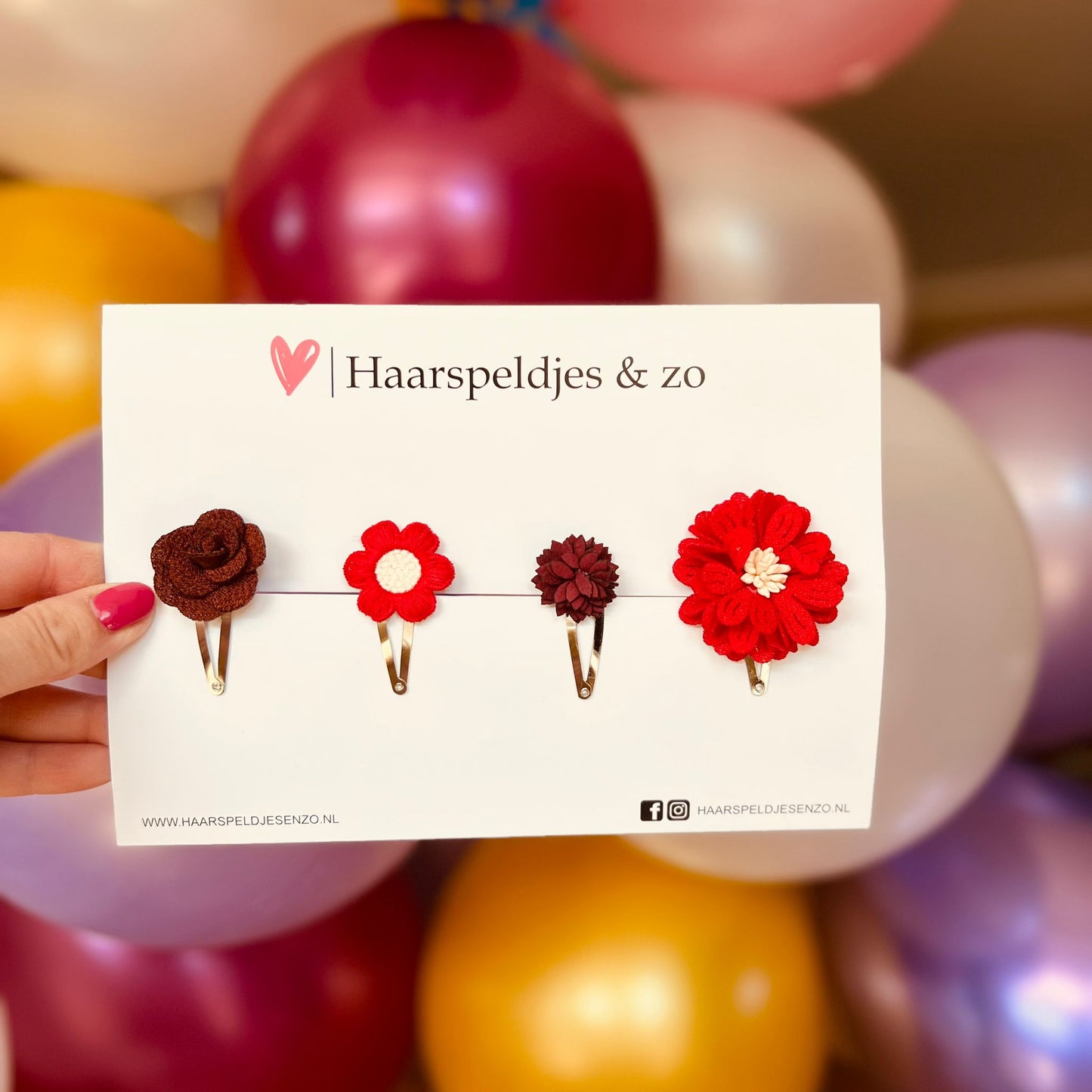Try-out mix - mix van verschillende speldjes - bloemetjes - 4 cm speldjes - rood