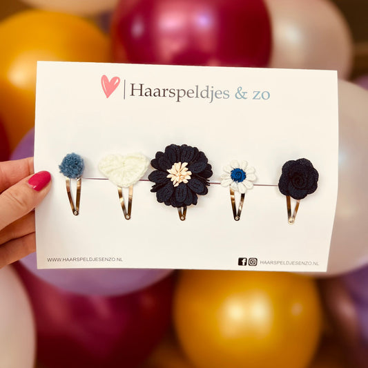 Try-out mix - mix van verschillende speldjes - bloemetjes - 4 cm speldjes - blauw